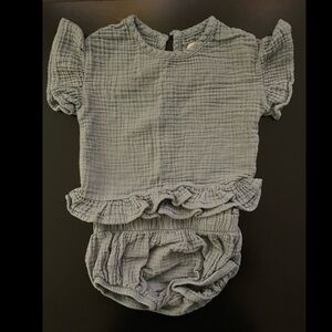 Gray Grayson Collective 2-Piece Shirt and Diaper Cover